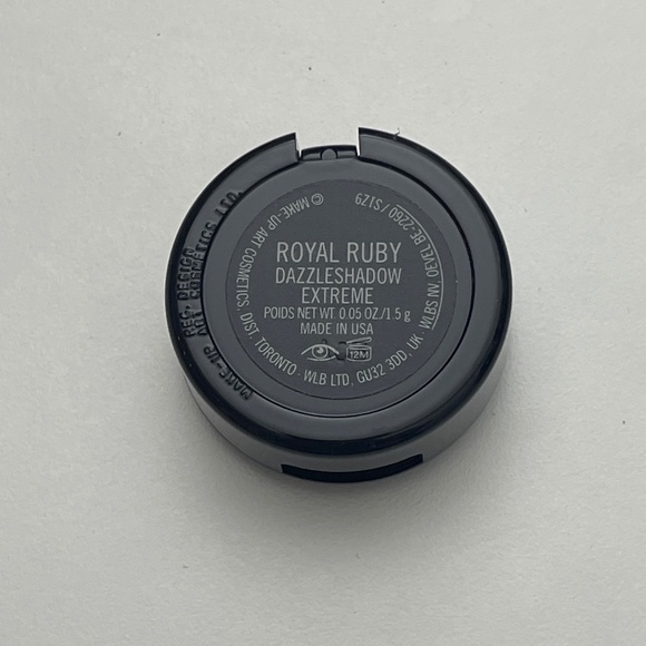 NEW MAC Dazzle shadow Extreme Eye Shadow in Royal Ruby Full Size 1.5g - Picture 4 of 4